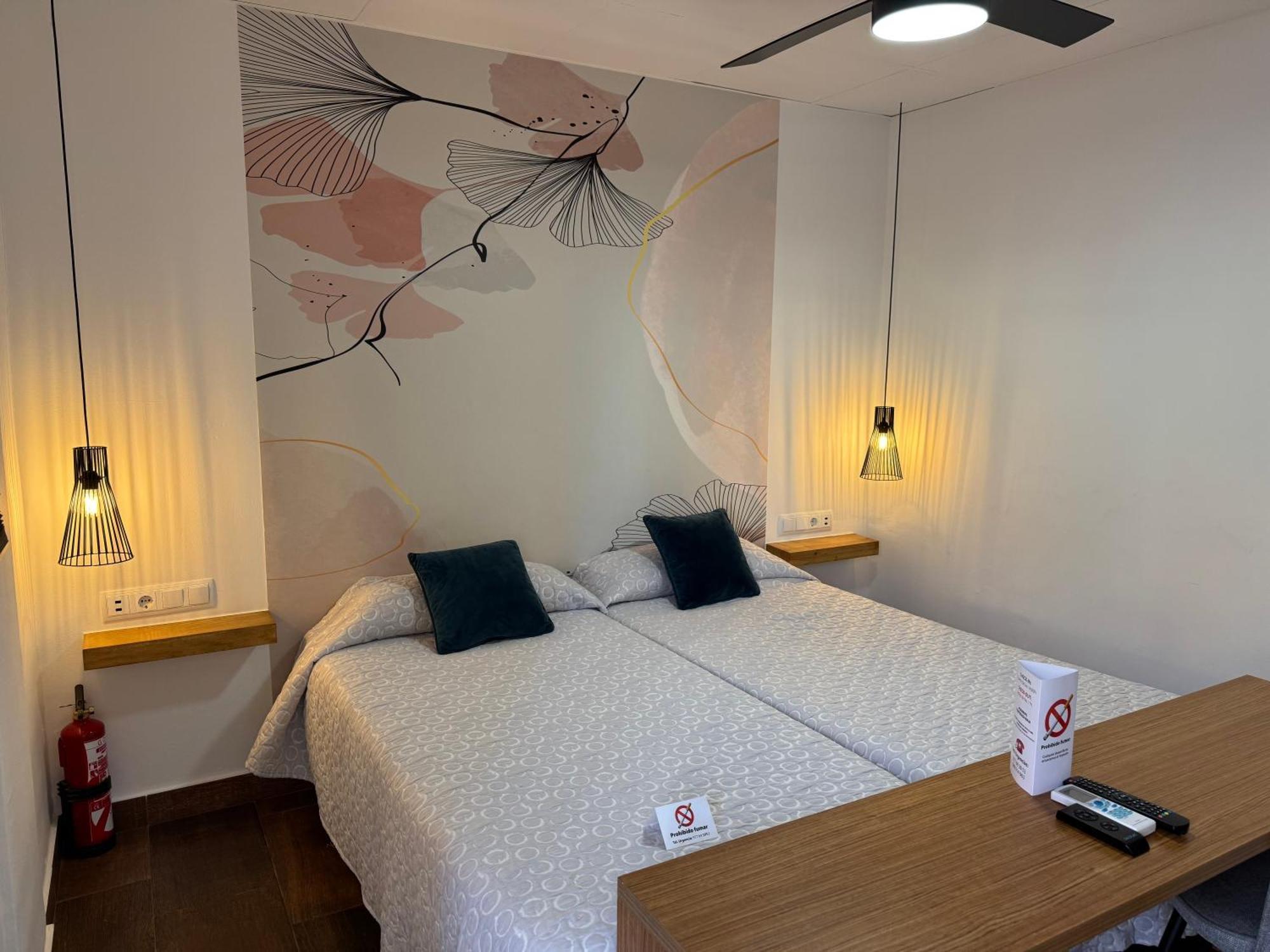 Pension Rovior Calafell Exterior photo
