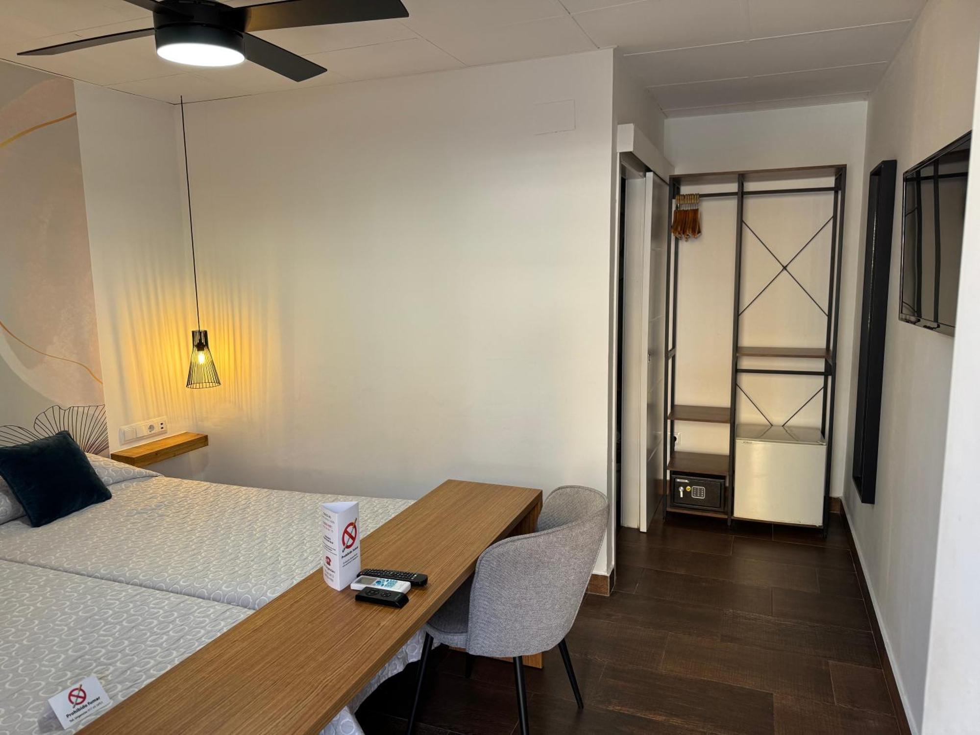 Pension Rovior Calafell Exterior photo