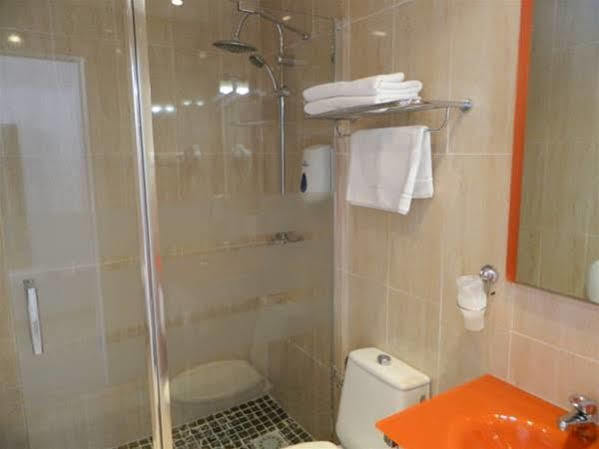 Pension Rovior Calafell Exterior photo
